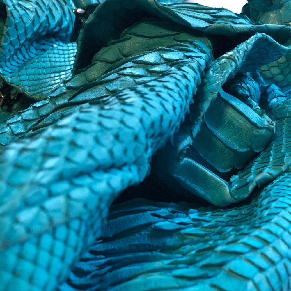 Genuine Python Purse - Good Condition - Turquoise - Picture 6 of 8